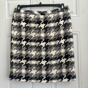 Ann Taylor Loft Virgin Wool Blend Skirt, Size 10